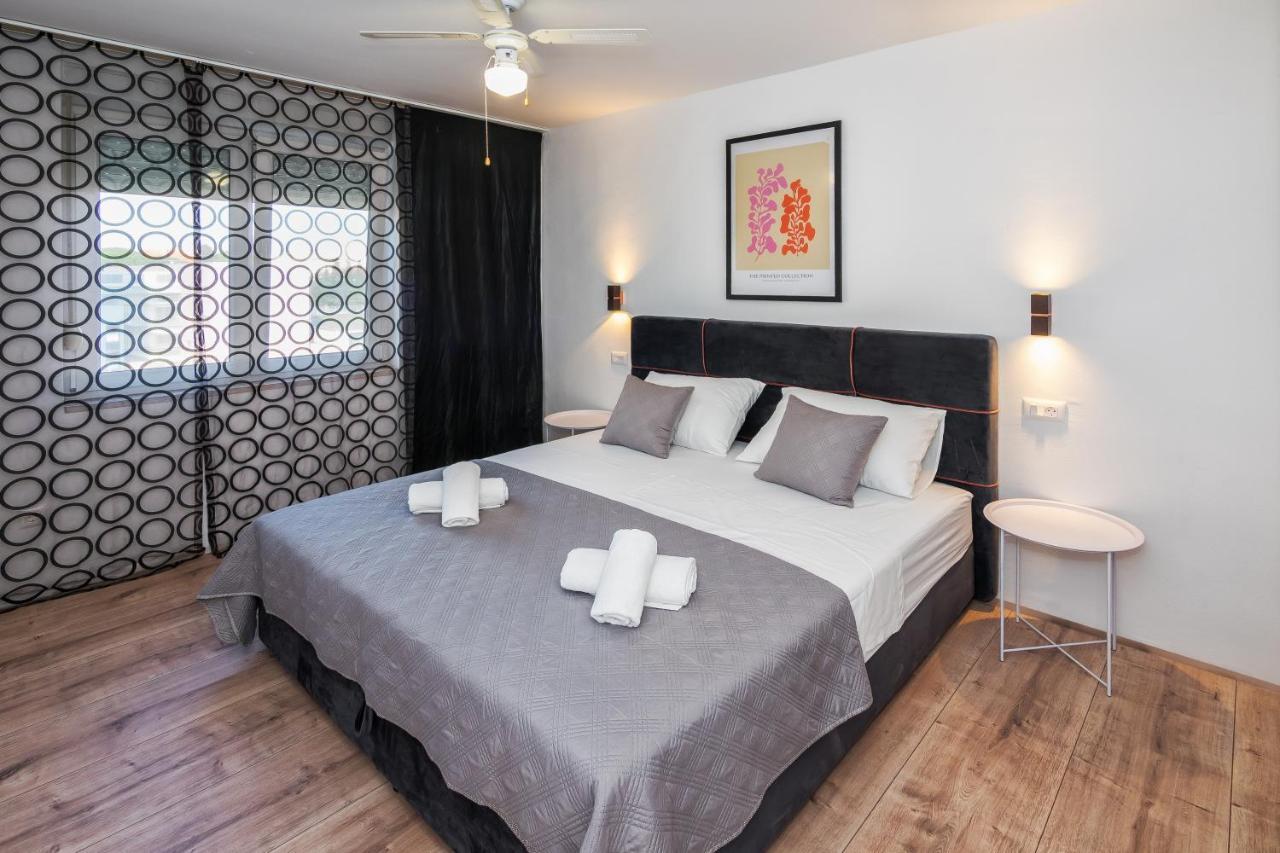 Spinut Sunset 3Bd Apartment - Sea View Balcony & Quiet Area Split Extérieur photo