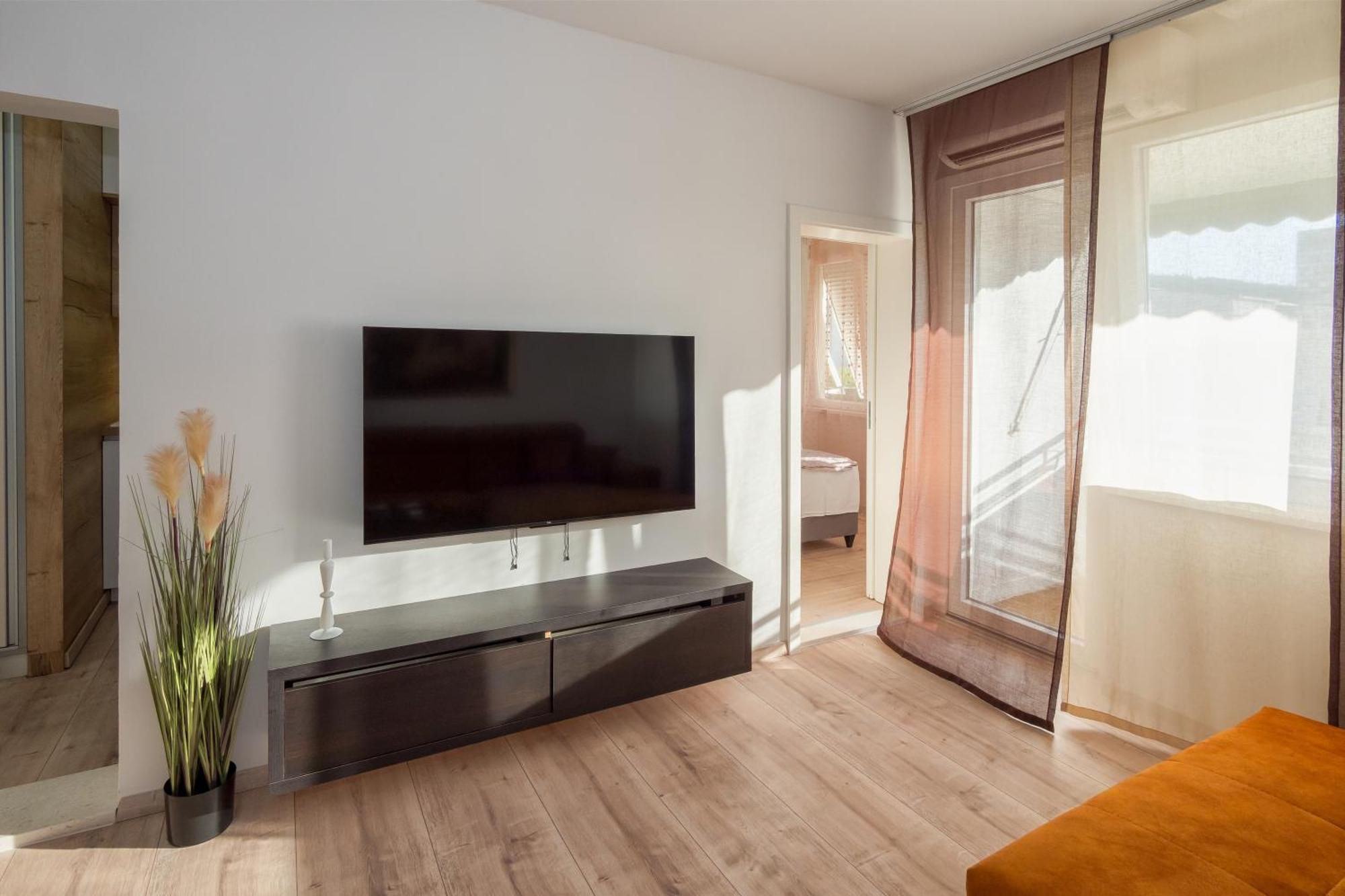 Spinut Sunset 3Bd Apartment - Sea View Balcony & Quiet Area Split Extérieur photo