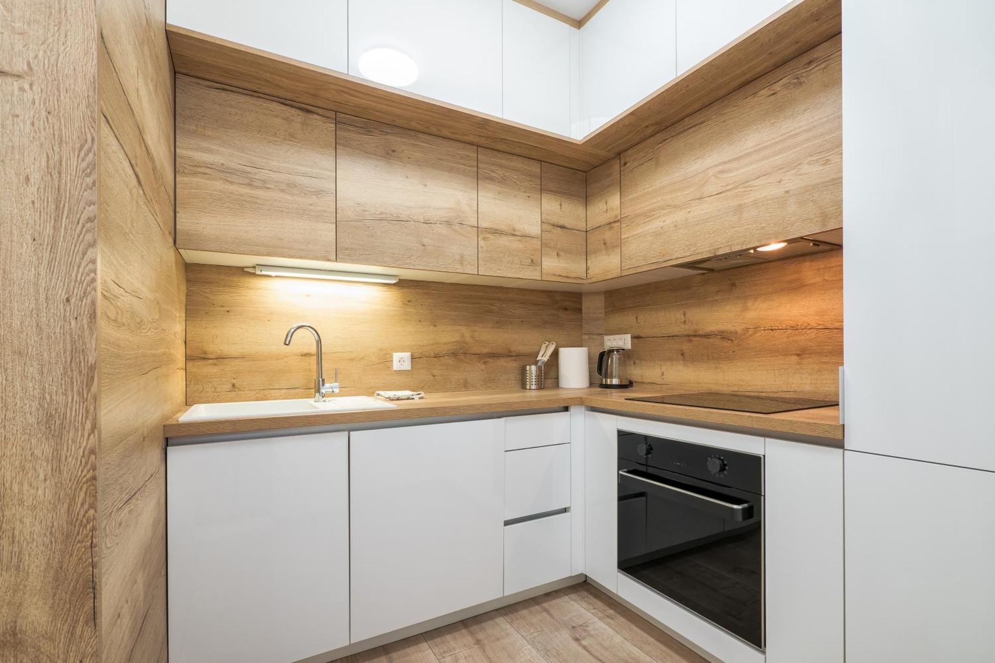 3-Bedroom Sea View Apartment - Balcony, Elevator - Spinut, Split Extérieur photo